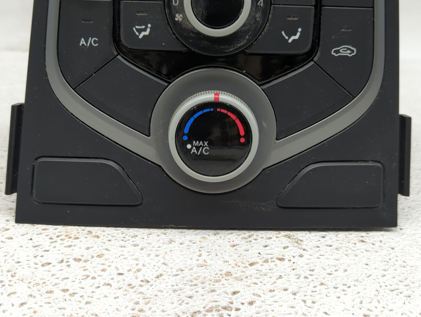 2014-2016 Hyundai Elantra Climate Control Module Temperature AC/Heater Replacement Fits Fits 2014 2015 2016 OEM Used Auto Pa