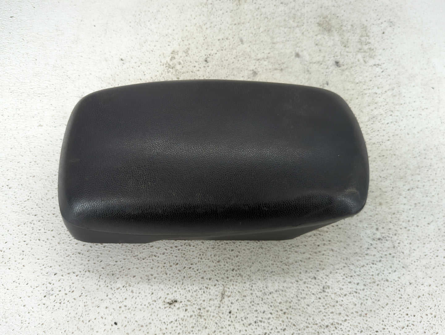 2011-2013 Hyundai Elantra Center Console Armrest Cover Lid Fits Fits 2011 2012 2013 OEM Used Auto Parts - Oemusedautoparts1.