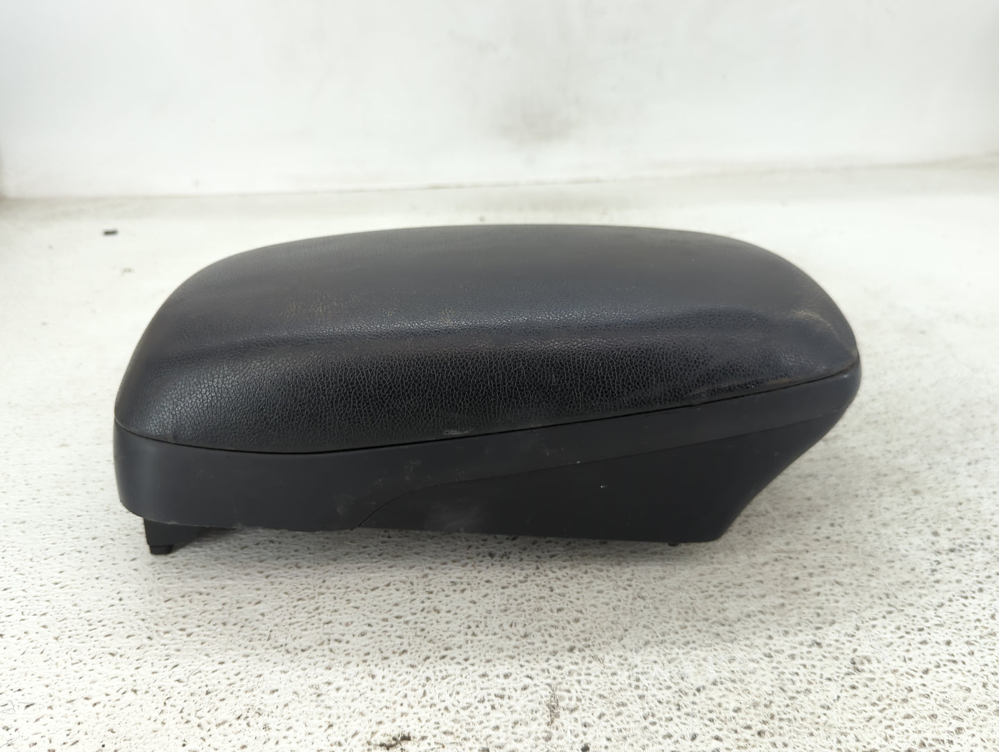 2011-2013 Hyundai Elantra Center Console Armrest Cover Lid Fits Fits 2011 2012 2013 OEM Used Auto Parts - Oemusedautoparts1.