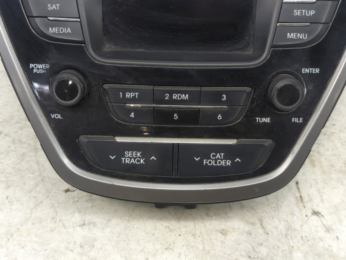 2011-2013 Hyundai Elantra Radio AM FM Cd Player Receiver Replacement Fits Fits 2011 2012 2013 OEM Used Auto Parts - Oemuseda