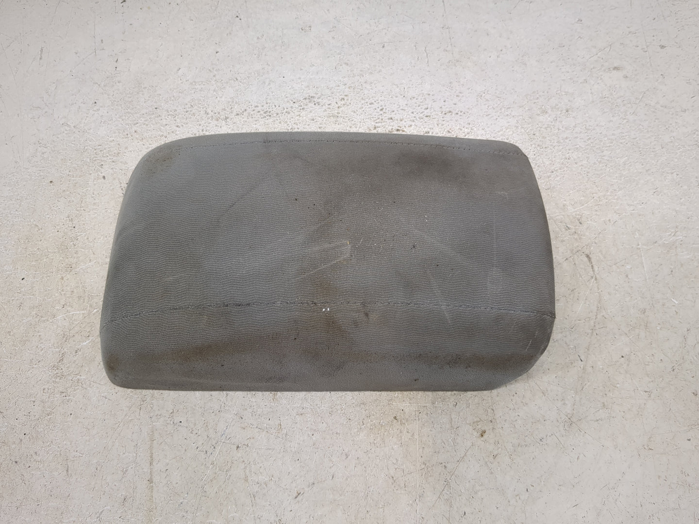 2007-2009 Hyundai Elantra Center Console Armrest Cover Lid Fits Fits 2007 2008 2009 OEM Used Auto Parts - Oemusedautoparts1.