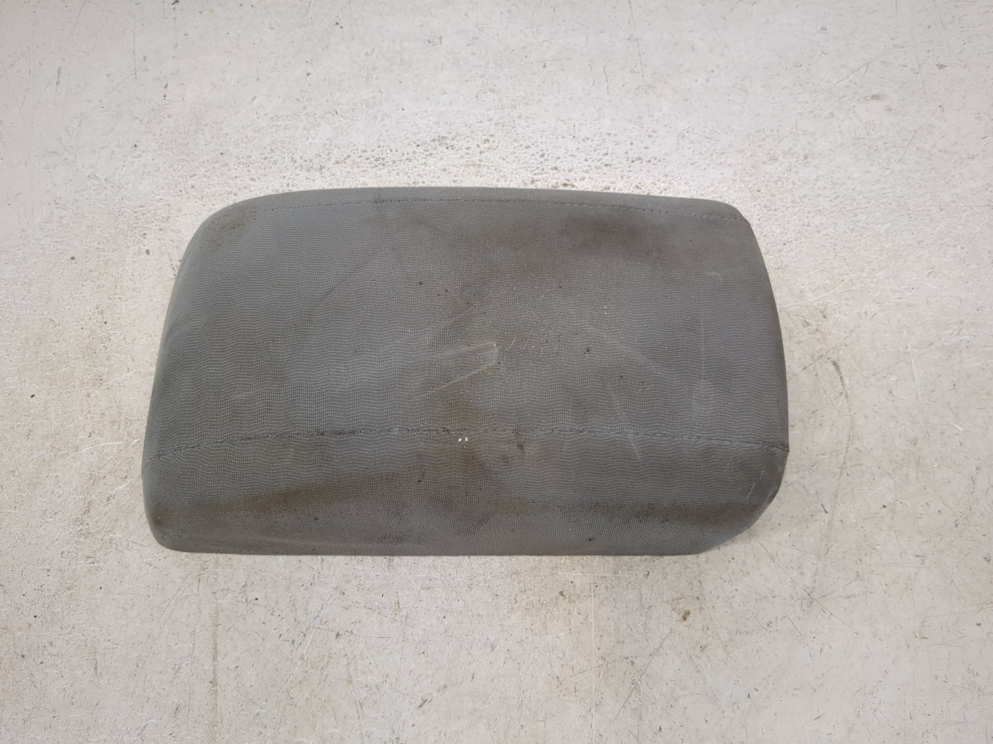 2007-2009 Hyundai Elantra Center Console Armrest Cover Lid Fits Fits 2007 2008 2009 OEM Used Auto Parts - Oemusedautoparts1.