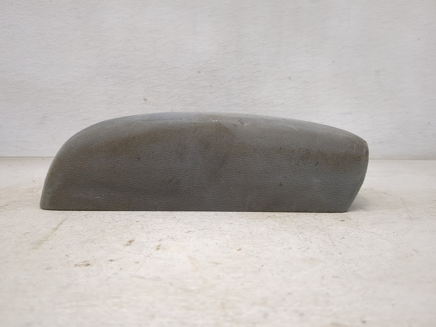 2007-2009 Hyundai Elantra Center Console Armrest Cover Lid Fits Fits 2007 2008 2009 OEM Used Auto Parts - Oemusedautoparts1.