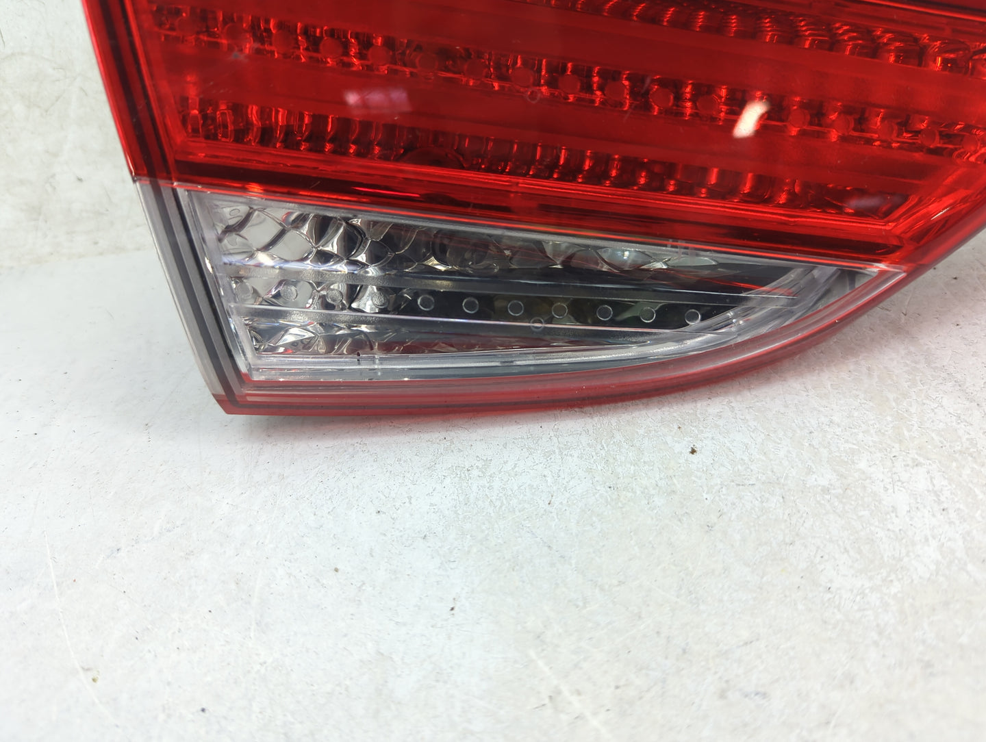 2011-2013 Hyundai Elantra Driver Left Side Deck Lid Mounted Tail Light 1150078 - Oemusedautoparts1.com