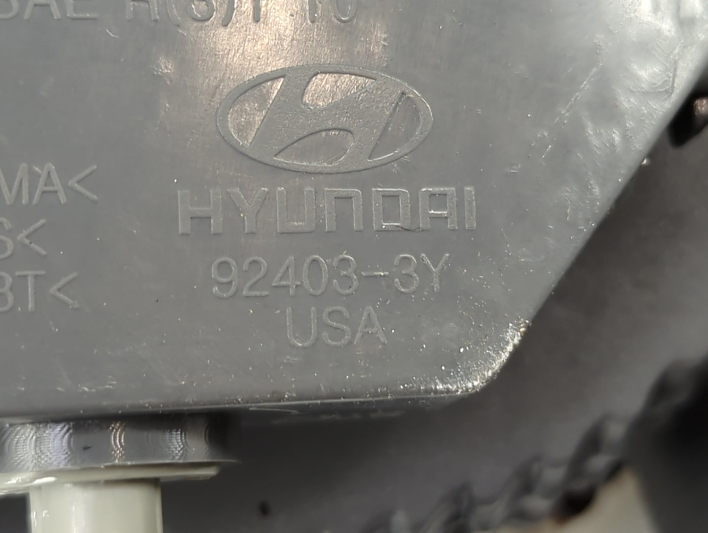 2011-2013 Hyundai Elantra Driver Left Side Deck Lid Mounted Tail Light 1150078 - Oemusedautoparts1.com