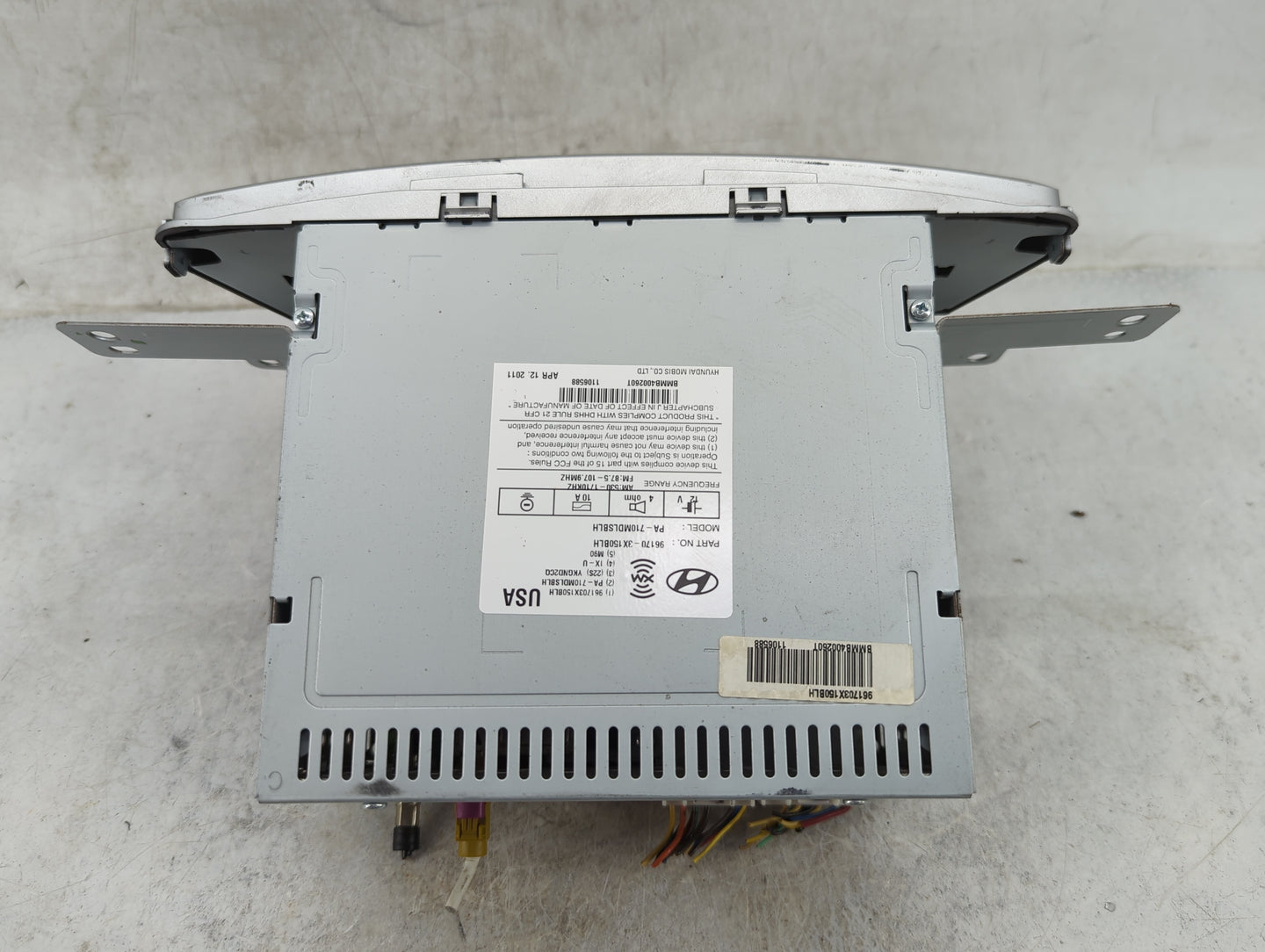 2011-2013 Hyundai Elantra Radio AM FM Cd Player Receiver Replacement Fits Fits 2011 2012 2013 OEM Used Auto Parts - Oemuseda