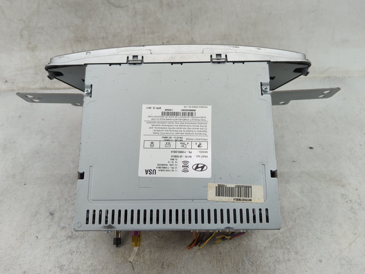 2011-2013 Hyundai Elantra Radio AM FM Cd Player Receiver Replacement Fits Fits 2011 2012 2013 OEM Used Auto Parts - Oemuseda