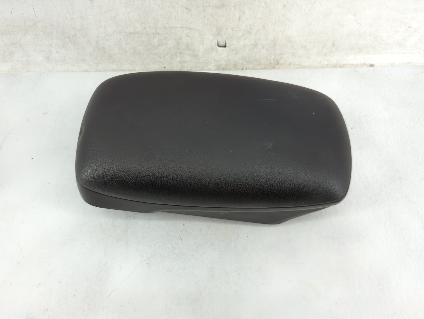 2011-2013 Hyundai Elantra Center Console Armrest Cover Lid Fits Fits 2011 2012 2013 OEM Used Auto Parts - Oemusedautoparts1.