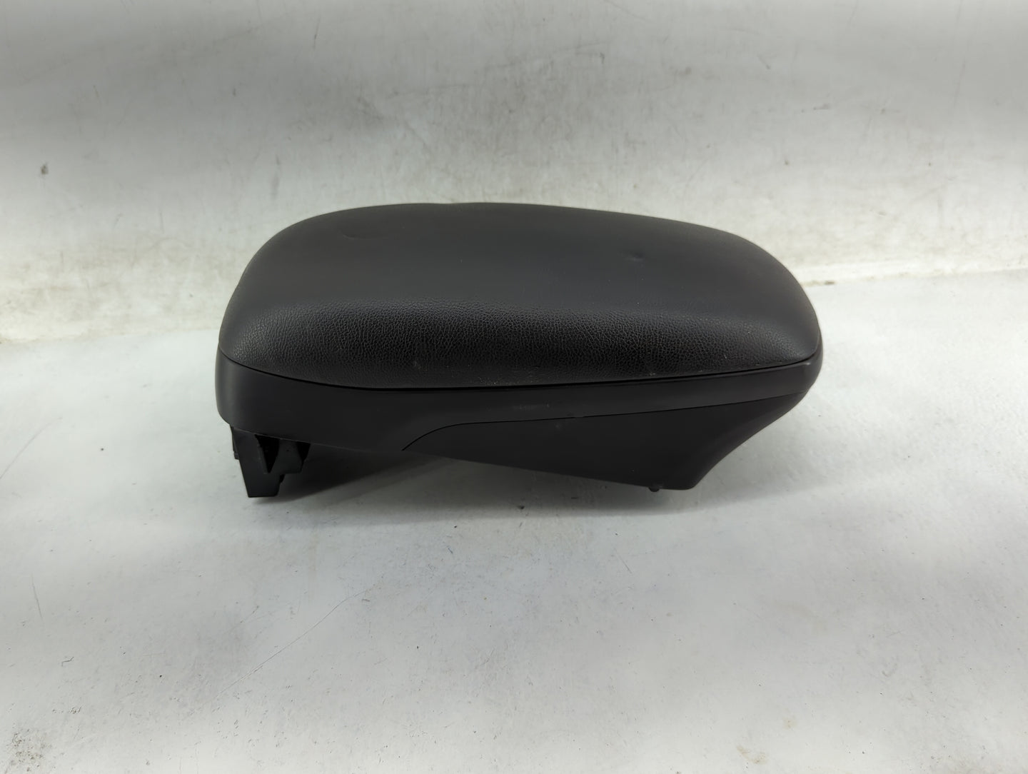 2011-2013 Hyundai Elantra Center Console Armrest Cover Lid Fits Fits 2011 2012 2013 OEM Used Auto Parts - Oemusedautoparts1.