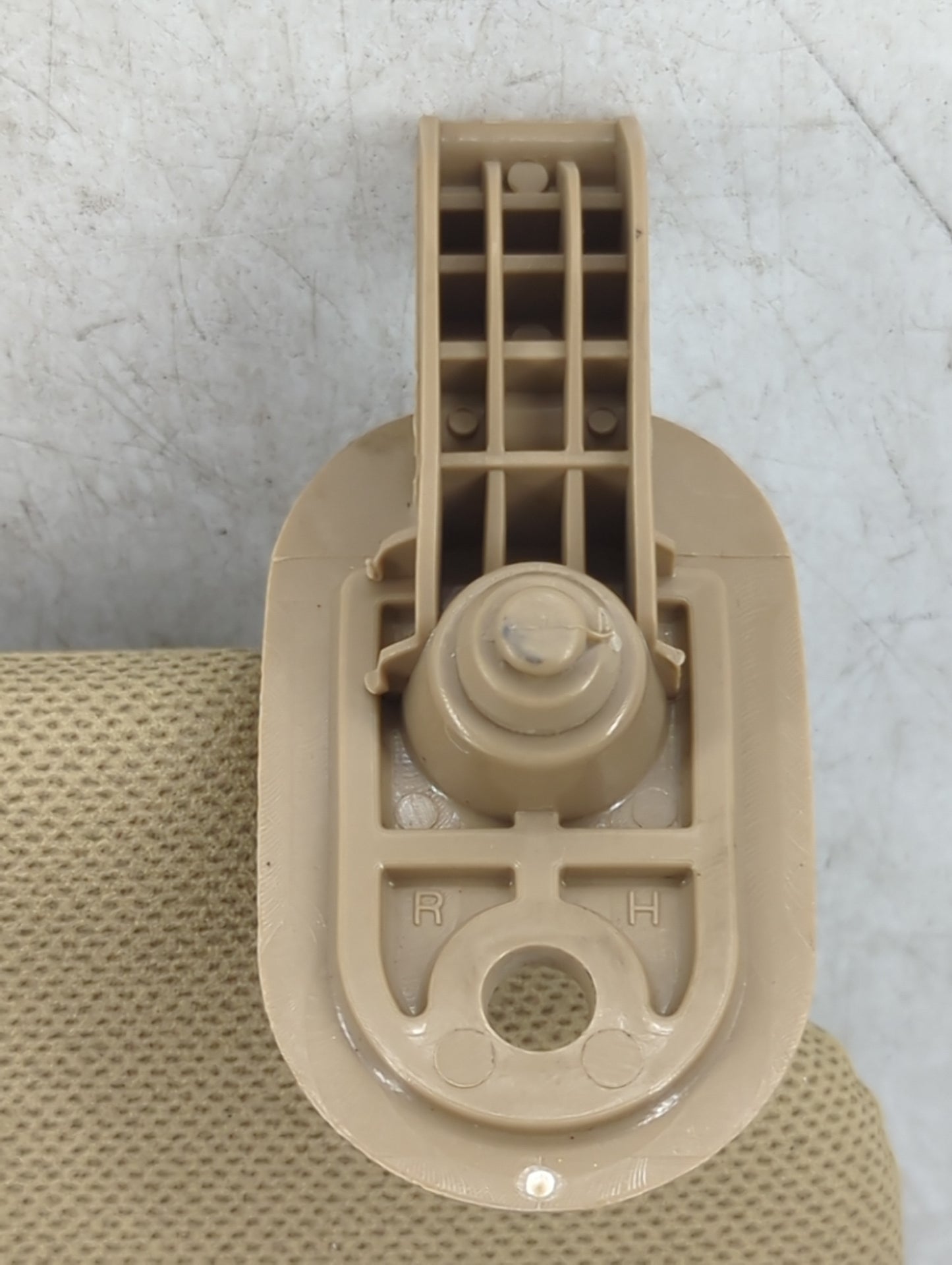 2011-2013 Hyundai Elantra Sun Visor Shade Replacement Passenger Right Mirror Fits Fits 2011 2012 2013 OEM Used Auto Parts - 