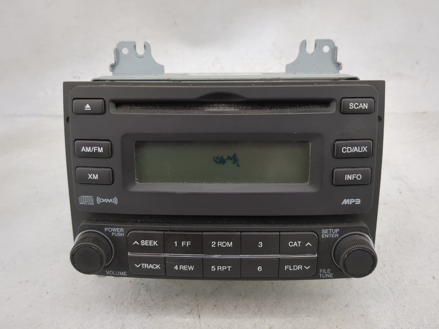 2007-2010 Hyundai Elantra Radio AM FM Cd Player Receiver Replacement Fits Fits 2007 2008 2009 2010 OEM Used Auto Parts - Oem