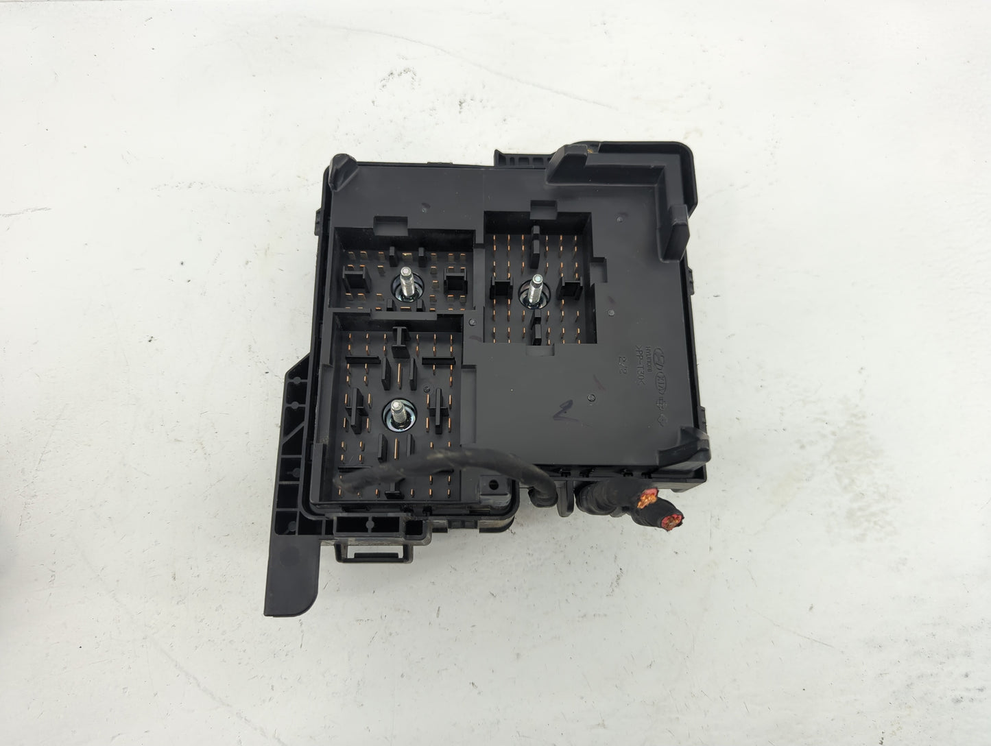 2007-2009 Hyundai Elantra Fusebox Fuse Box Panel Relay Module Fits Fits 2007 2008 2009 OEM Used Auto Parts - Oemusedautopart