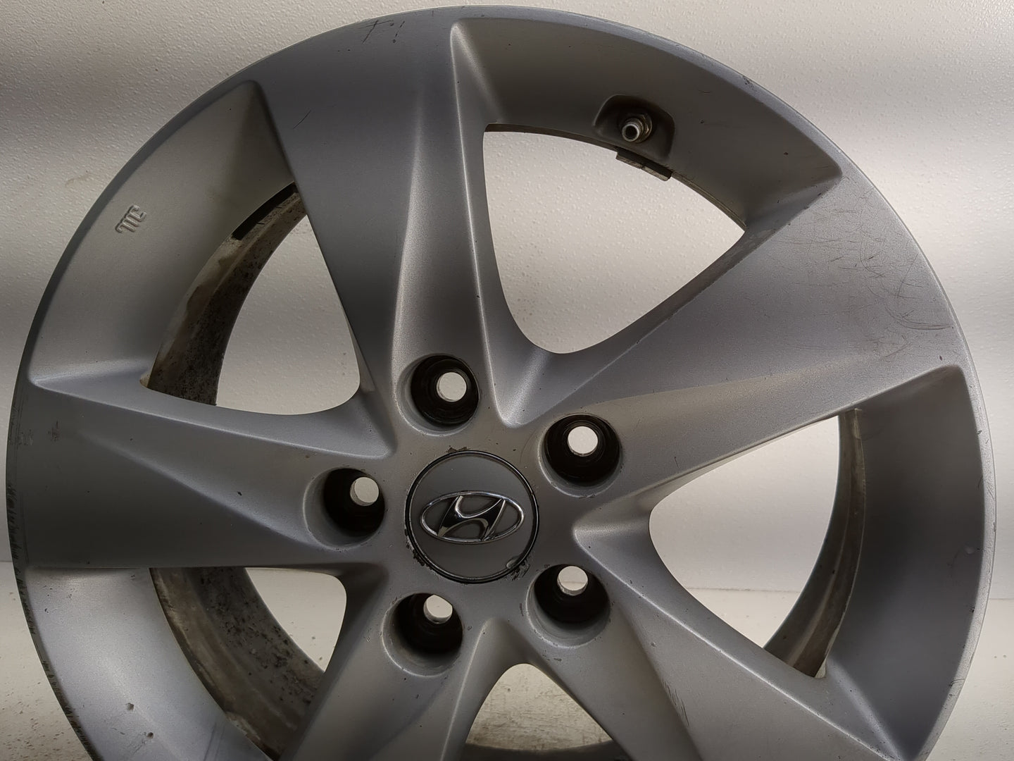 2011-2013 Hyundai Elantra Oem Wheel Rim - Oemusedautoparts1.com