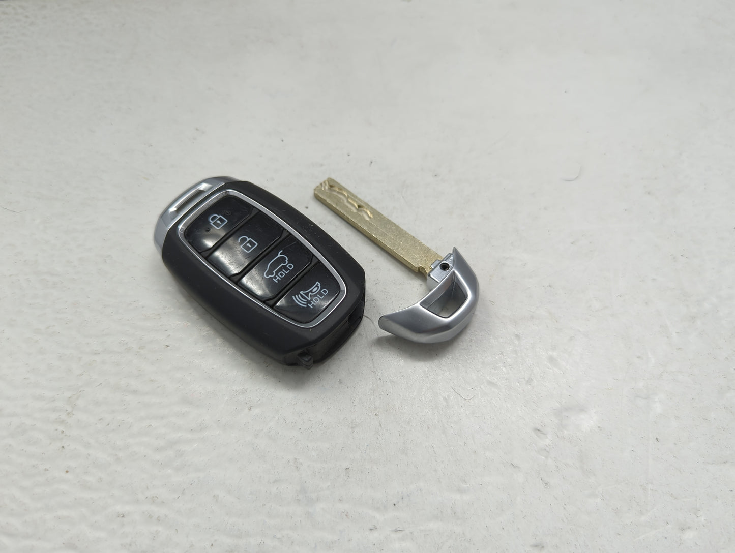 Hyundai Santa Fe Keyless Entry Remote Fob TQ8-FOB-4F19 95440-S2000 4 buttons - Oemusedautoparts1.com
