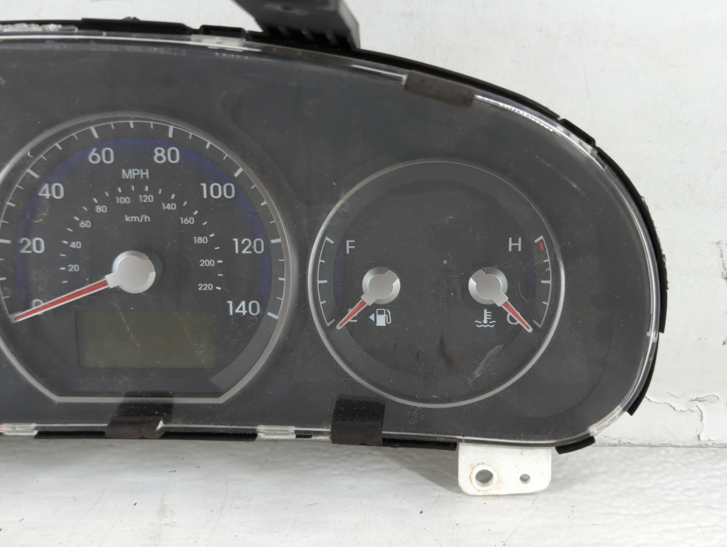 2010-2012 Hyundai Santa Fe Instrument Cluster Speedometer Gauges P/N:94011-0W030CA 94011-0W031 Fits Fits 2010 2011 2012 OEM 