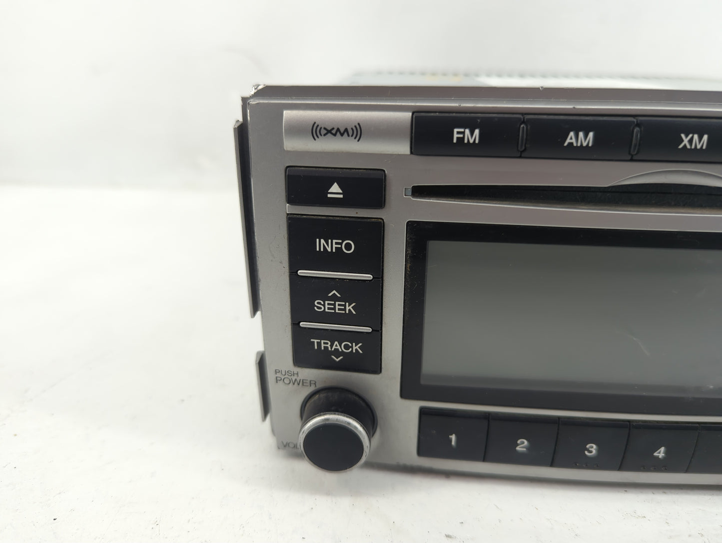 2009 Hyundai Santa Fe Radio AM FM Cd Player Receiver Replacement Fits OEM Used Auto Parts - Oemusedautoparts1.com