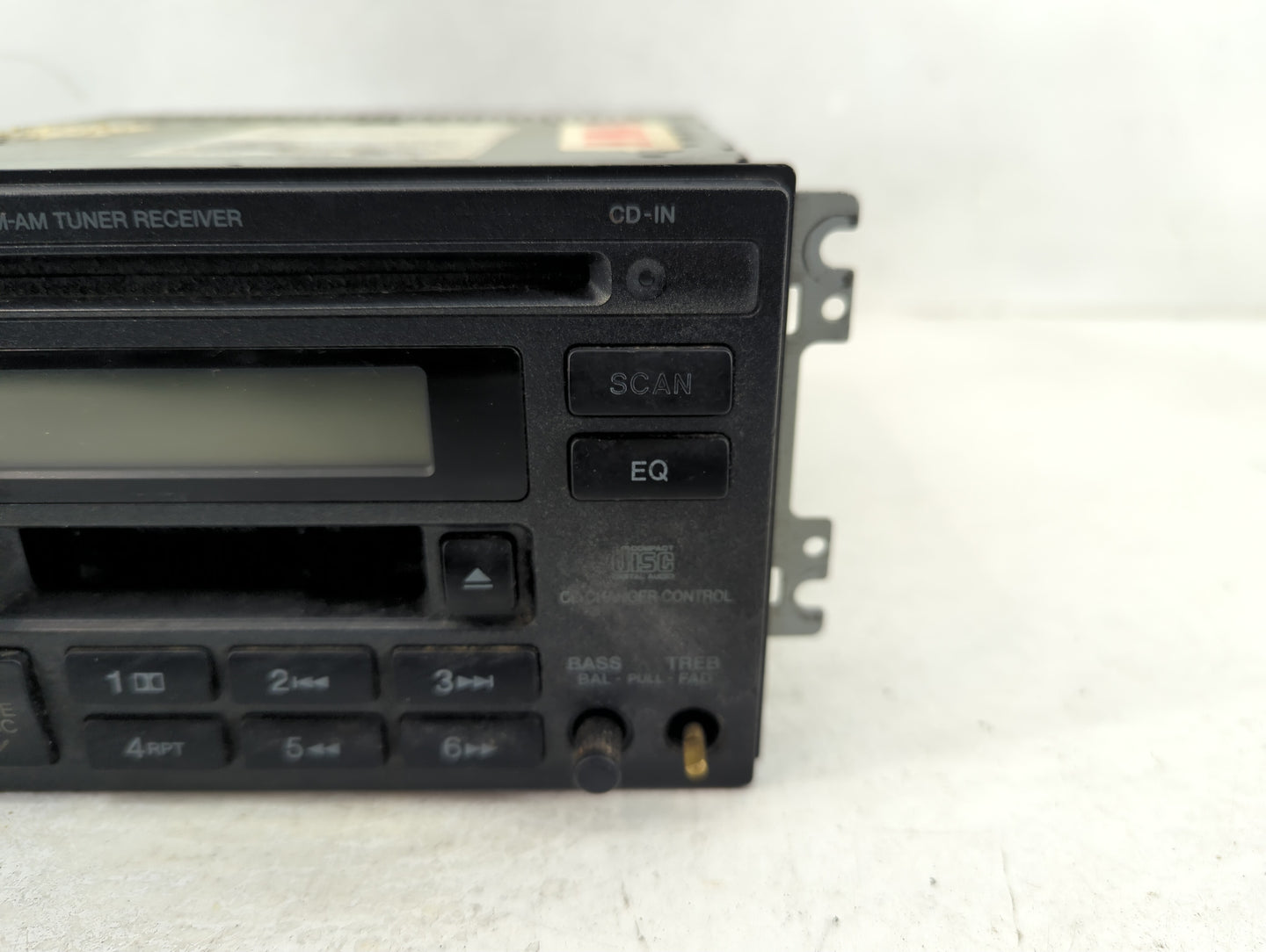 2001-2006 Hyundai Santa Fe Radio AM FM Cd Player Receiver Replacement Fits Fits 2001 2002 2003 2004 2005 2006 OEM Used Auto 