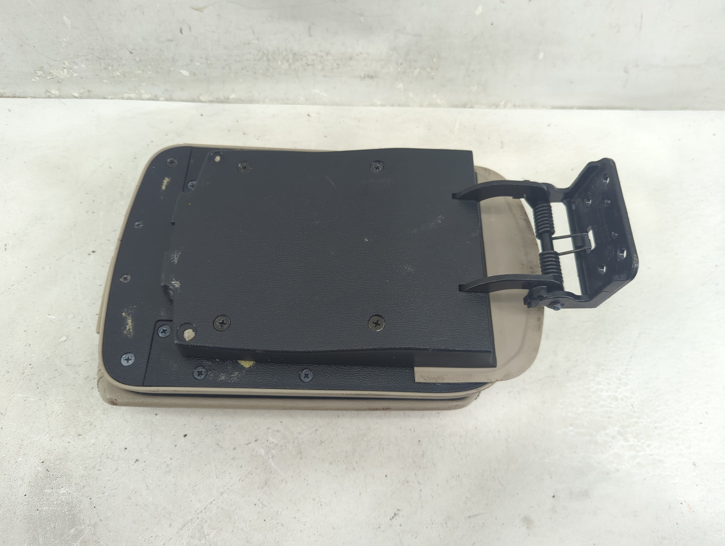 2006-2008 Hyundai Sonata Center Console Armrest Cover Lid Fits Fits 2006 2007 2008 OEM Used Auto Parts - Oemusedautoparts1.c