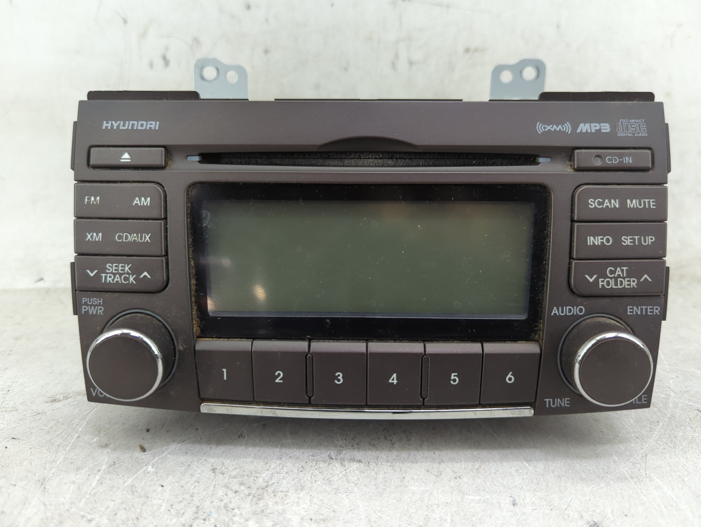 2009-2010 Hyundai Sonata Radio AM FM Cd Player Receiver Replacement Fits Fits 2009 2010 OEM Used Auto Parts - Oemusedautopar