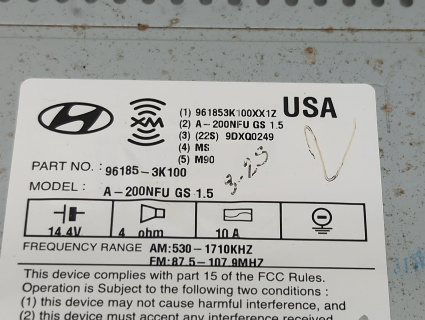 2009-2010 Hyundai Sonata Radio AM FM Cd Player Receiver Replacement Fits Fits 2009 2010 OEM Used Auto Parts - Oemusedautopar