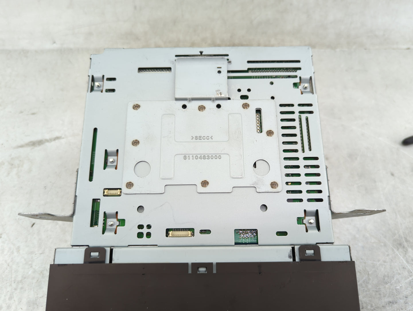 2009-2010 Hyundai Sonata Radio AM FM Cd Player Receiver Replacement Fits Fits 2009 2010 OEM Used Auto Parts - Oemusedautopar