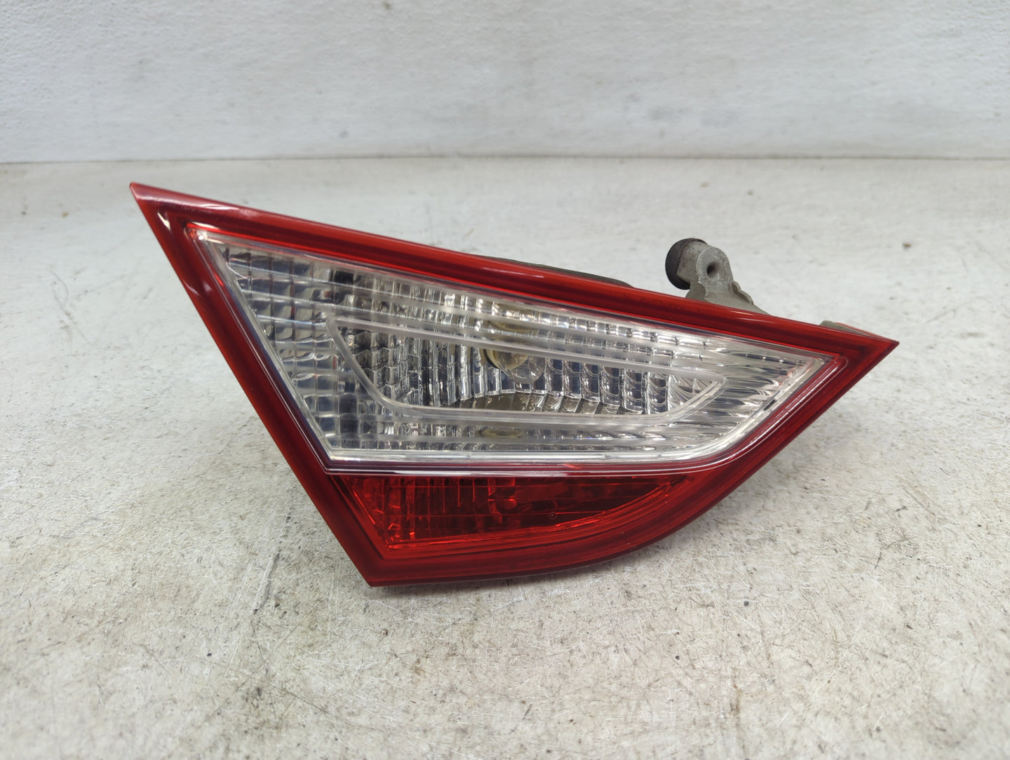 2011-2014 Hyundai Sonata Driver Left Side Deck Lid Mounted Tail Light - Oemusedautoparts1.com