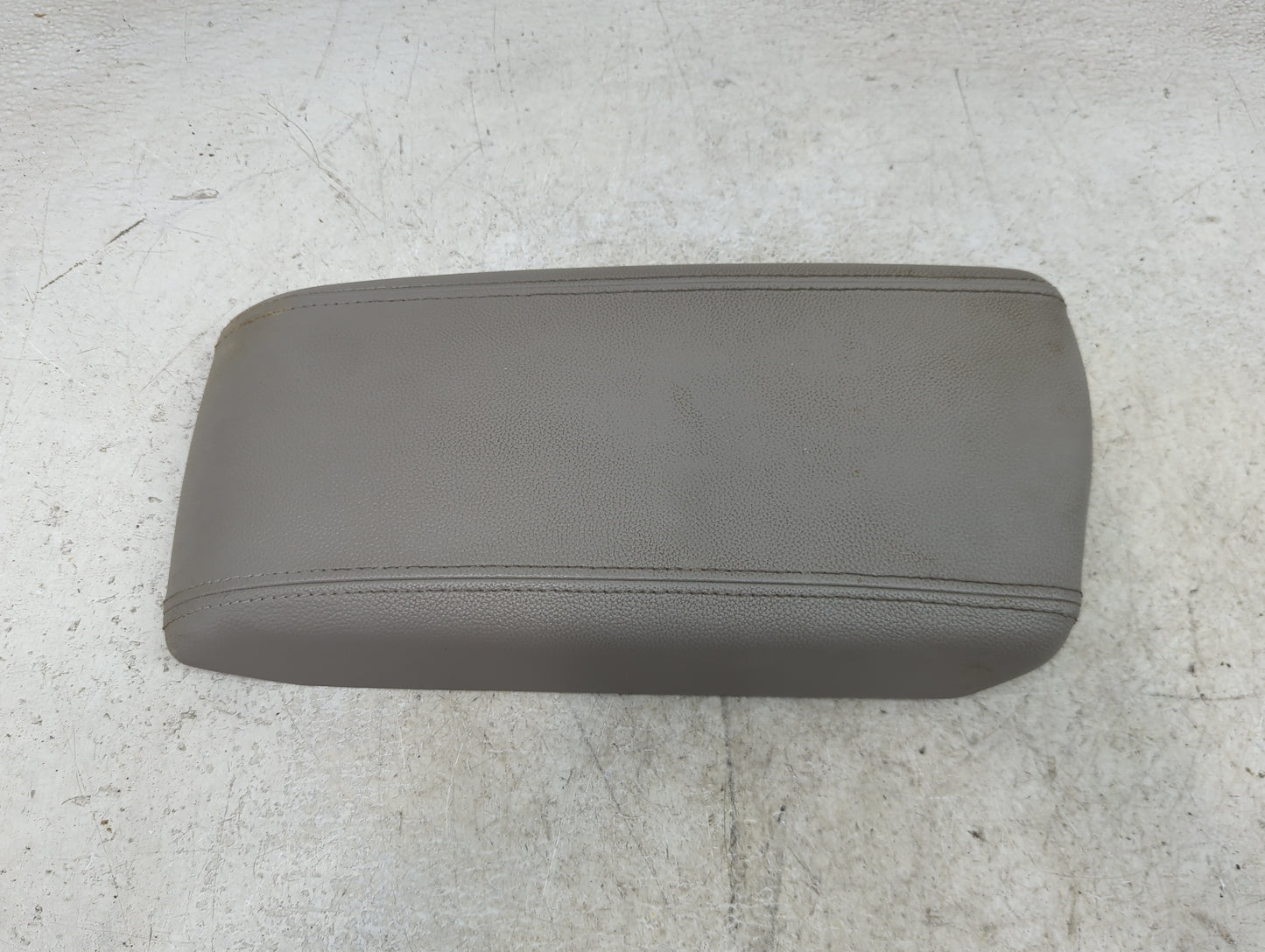 2015-2017 Hyundai Sonata Center Console Armrest Cover Lid Fits Fits 2015 2016 2017 OEM Used Auto Parts - Oemusedautoparts1.c