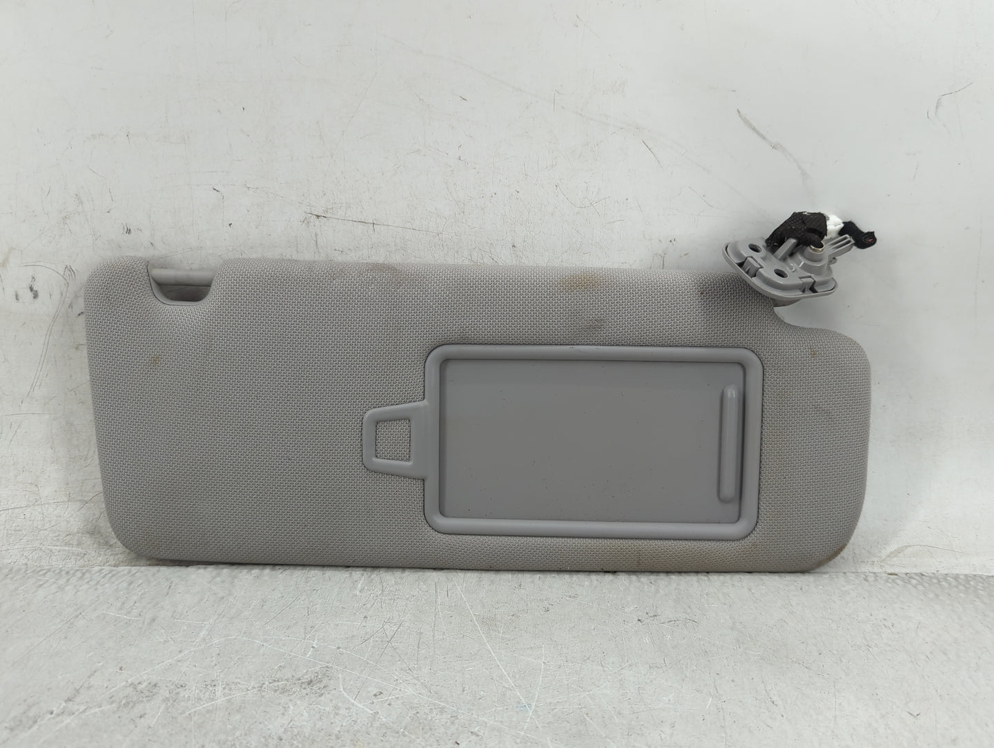2015-2019 Hyundai Sonata Sun Visor Shade Replacement Passenger Right Mirror Fits Fits 2015 2016 2017 2018 2019 OEM Used Auto