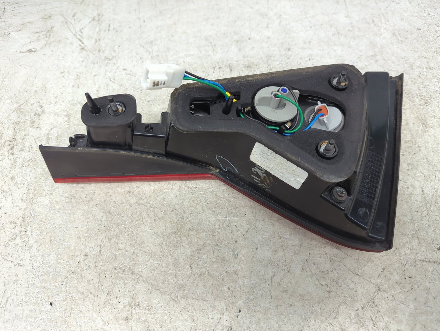 2015-2017 Hyundai Sonata Driver Left Side Deck Lid Mounted Tail Light - Oemusedautoparts1.com