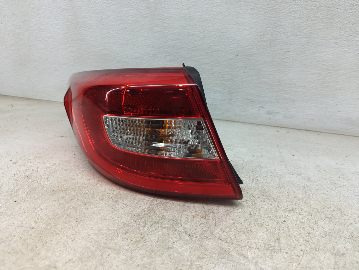 2015-2017 Hyundai Sonata Tail Light Assembly Driver Left OEM Fits Fits 2015 2016 2017 OEM Used Auto Parts - Oemusedautoparts
