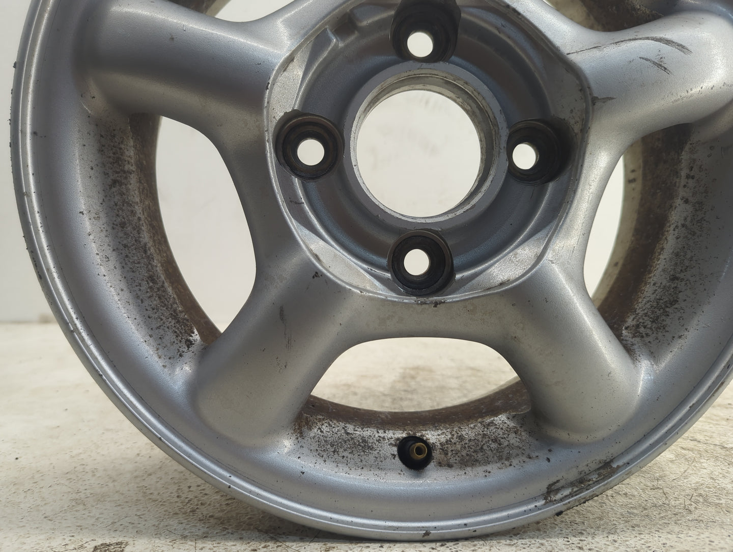 1995-1997 Hyundai Sonata Oem Wheel Rim - Oemusedautoparts1.com