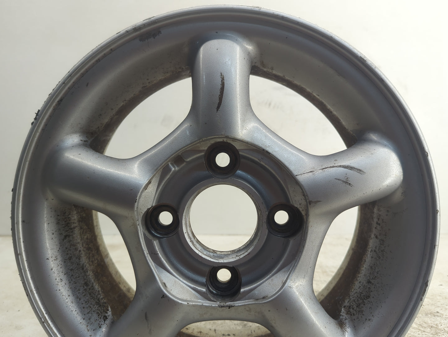1995-1997 Hyundai Sonata Oem Wheel Rim - Oemusedautoparts1.com