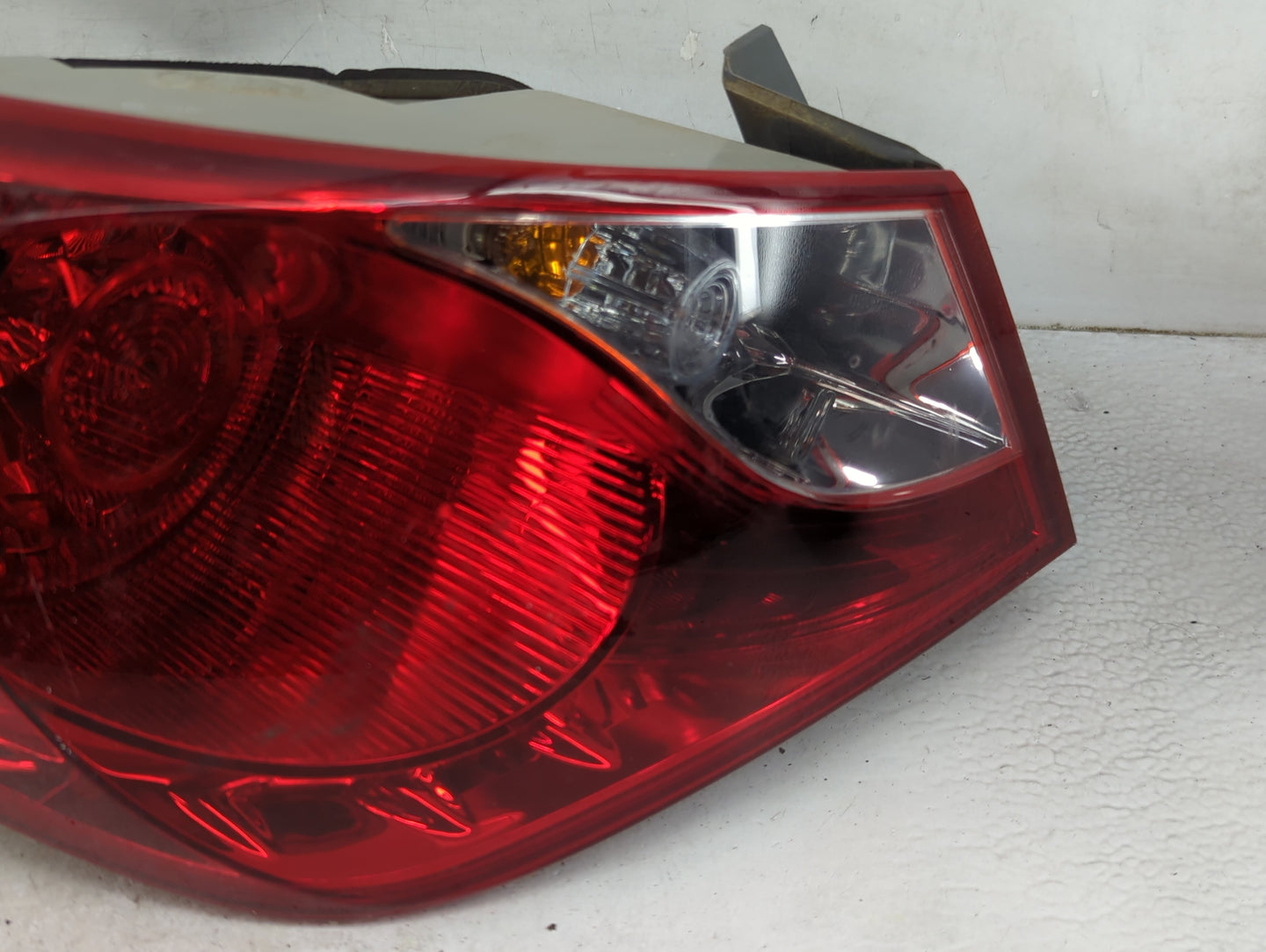 2011-2014 Hyundai Sonata Tail Light Assembly Driver Left OEM Fits Fits 2011 2012 2013 2014 OEM Used Auto Parts - Oemusedauto