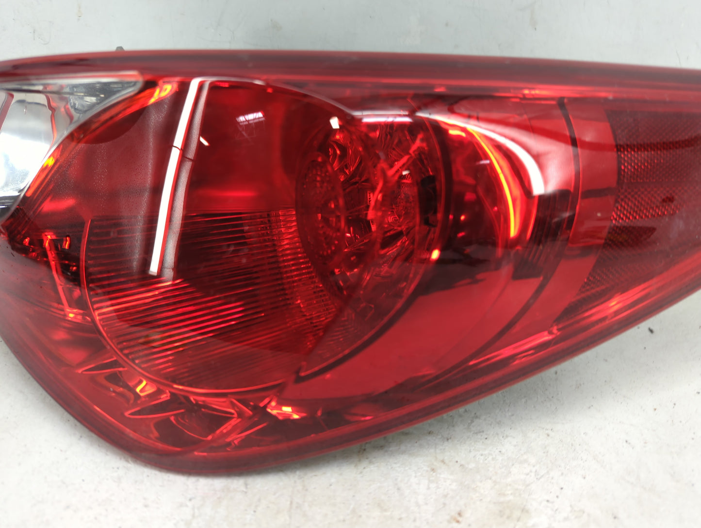 2011-2014 Hyundai Sonata Tail Light Assembly Passenger Right OEM Fits Fits 2011 2012 2013 2014 OEM Used Auto Parts - Oemused