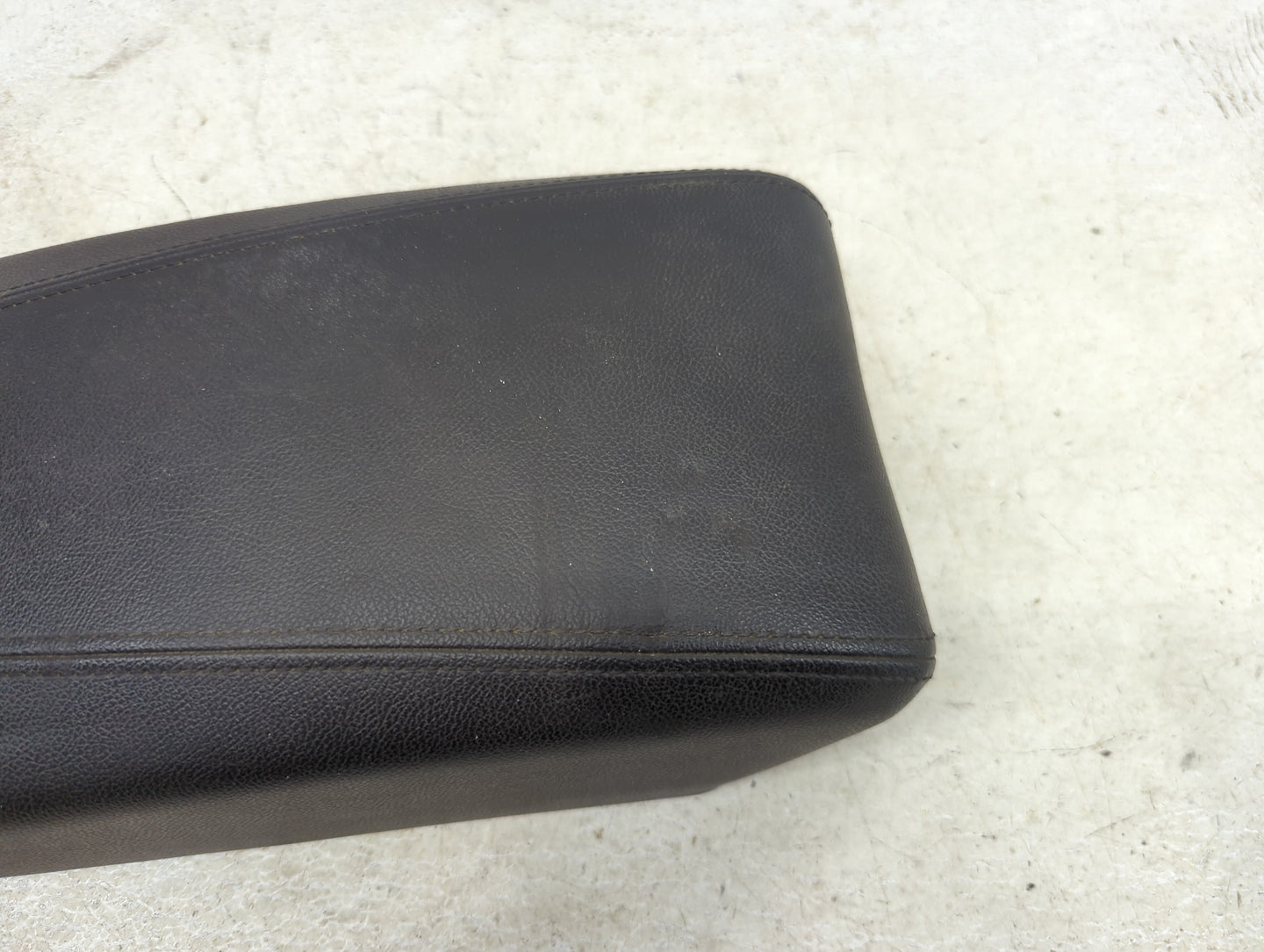 2011-2014 Hyundai Sonata Center Console Armrest Cover Lid Fits Fits 2011 2012 2013 2014 OEM Used Auto Parts - Oemusedautopar