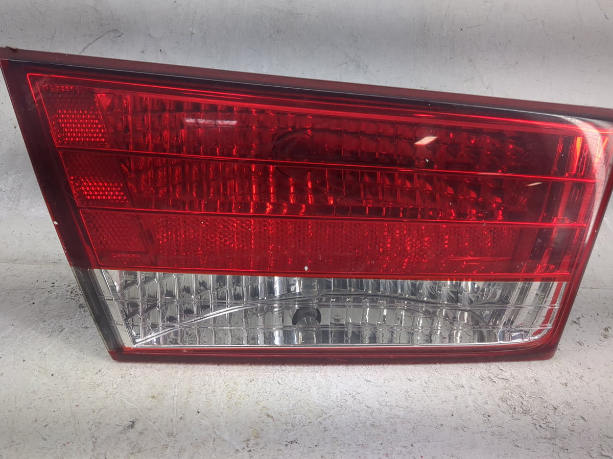 2006-2008 Hyundai Sonata Driver Left Side Deck Lid Mounted Tail Light 1209198 - Oemusedautoparts1.com