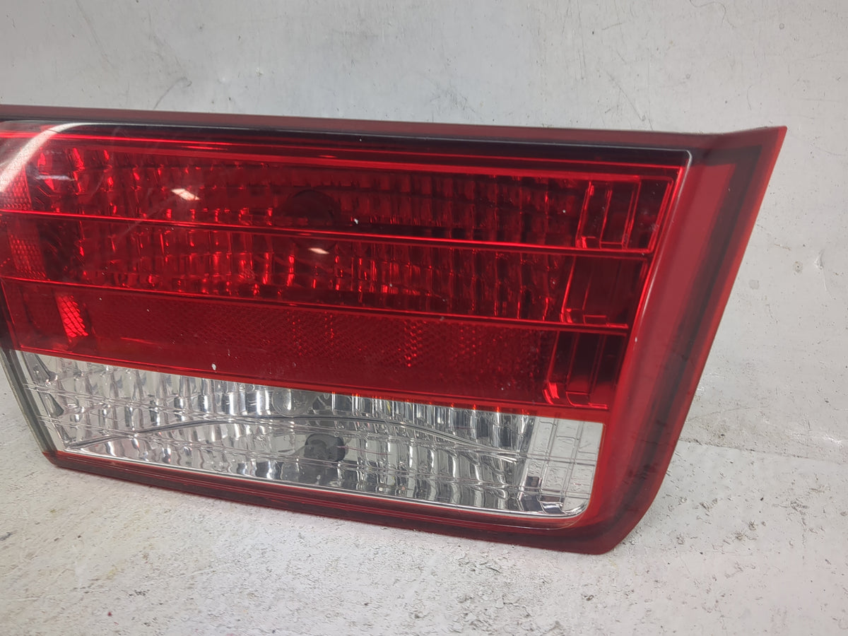 2006-2008 Hyundai Sonata Driver Left Side Deck Lid Mounted Tail Light 1209198 - Oemusedautoparts1.com