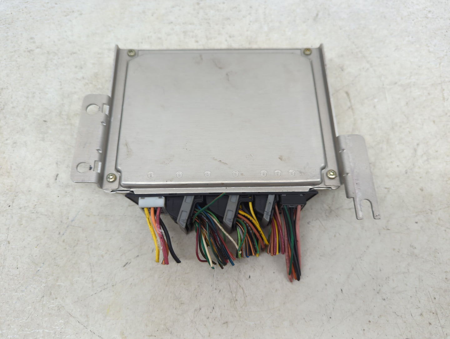 2004 Hyundai Sonata PCM Engine Control Computer ECU ECM PCU OEM Fits OEM Used Auto Parts - Oemusedautoparts1.com