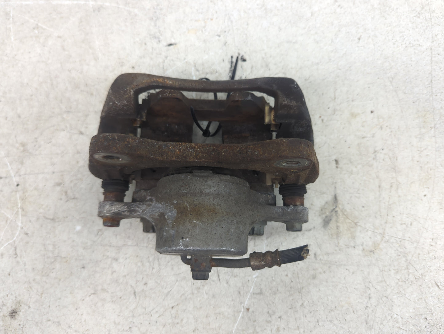 2008-2015 Hyundai Sonata Driver Front Brake - Oem 1225043 - Oemusedautoparts1.com