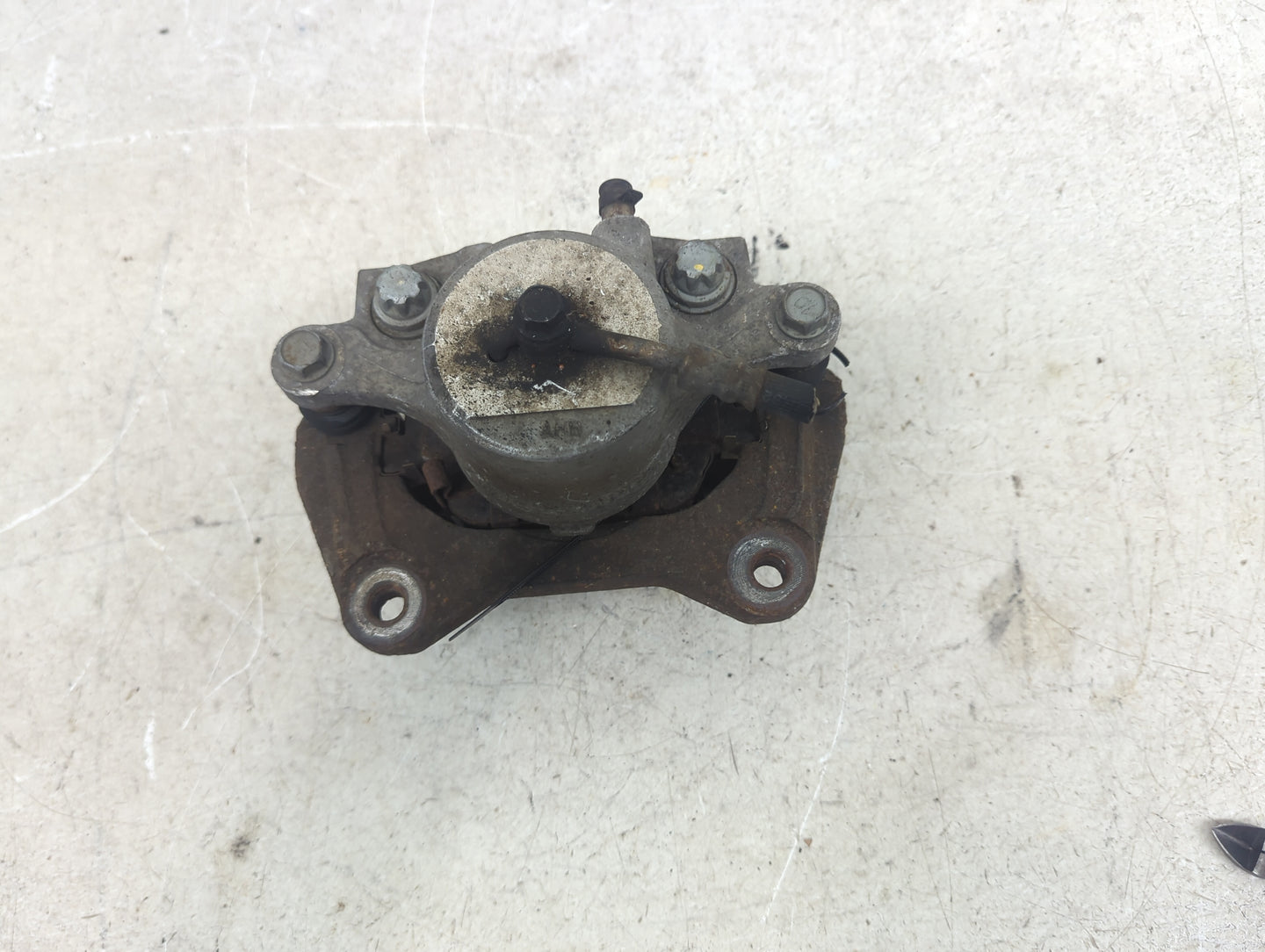 2008-2015 Hyundai Sonata Driver Front Brake - Oem 1225044 - Oemusedautoparts1.com