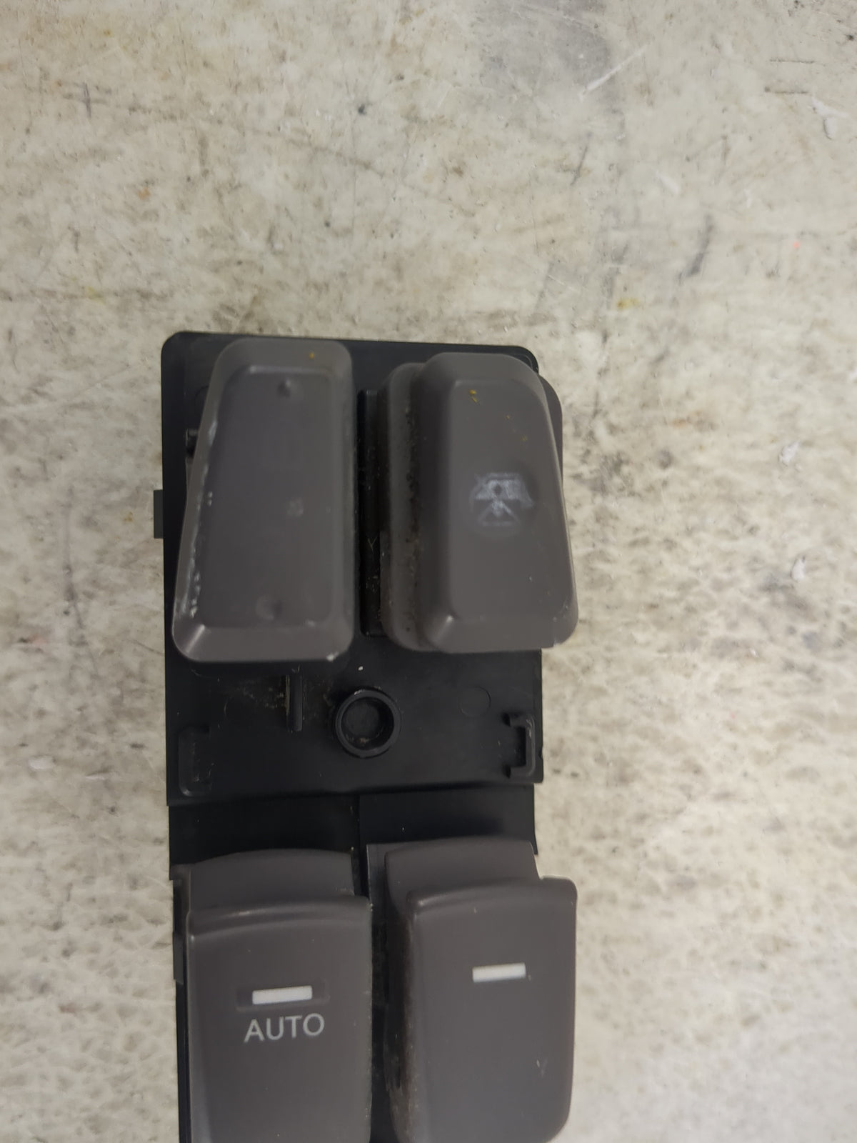2011-2015 Hyundai Sonata Master Power Window Switch Replacement Driver Side Left Fits Fits 2011 2012 2013 2014 2015 OEM Used