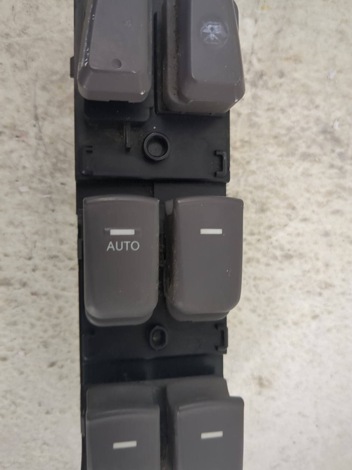2011-2015 Hyundai Sonata Master Power Window Switch Replacement Driver Side Left Fits Fits 2011 2012 2013 2014 2015 OEM Used