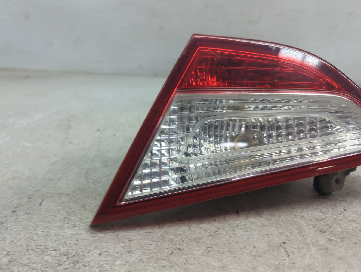 2011 Hyundai Sonata Passenger Right Side Deck Lid Mounted Tail Light 1225077 - Oemusedautoparts1.com