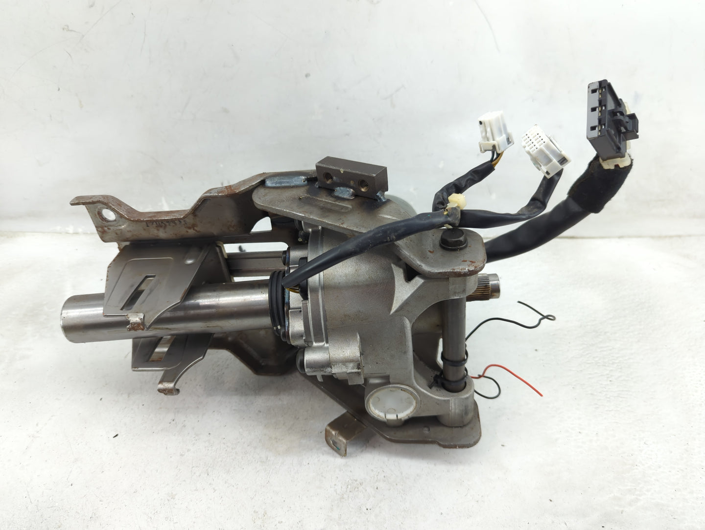 2011-2013 Hyundai Sonata A/t Power Steering Column With Motor 1289210 - Oemusedautoparts1.com