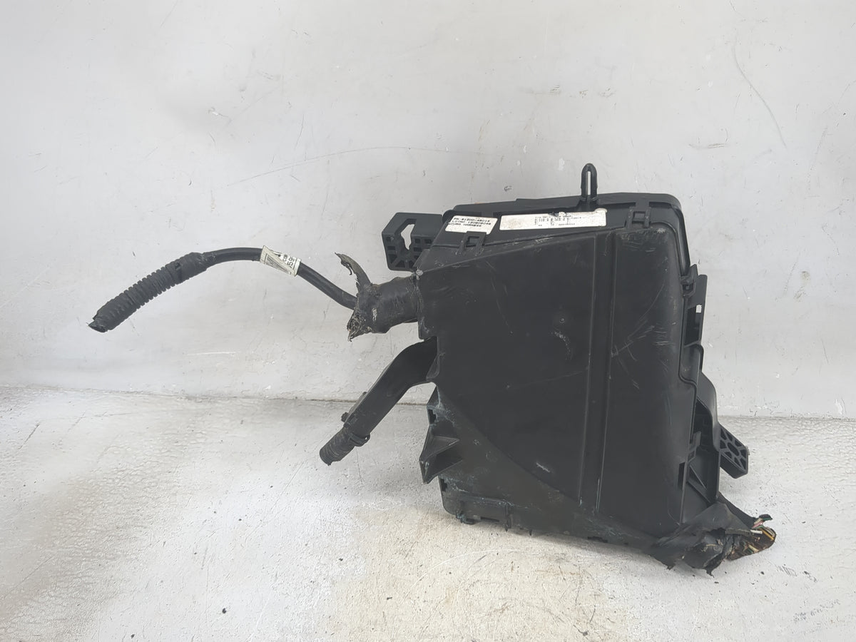 2011-2012 Hyundai Sonata Fusebox Fuse Box Panel Relay Module Fits Fits 2011 2012 OEM Used Auto Parts - Oemusedautoparts1.com