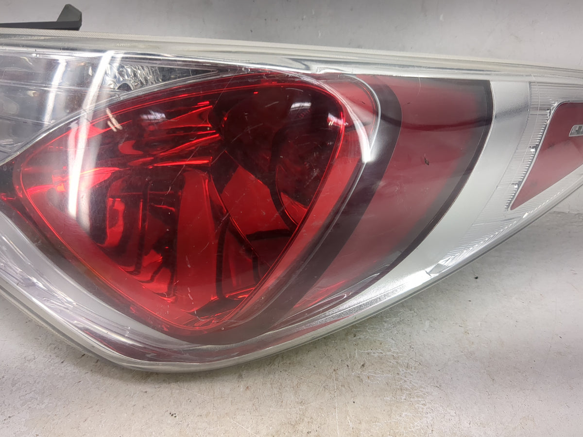 2011-2015 Hyundai Sonata Tail Light Assembly Passenger Right OEM Fits Fits 2011 2012 2013 2014 2015 OEM Used Auto Parts - Oe