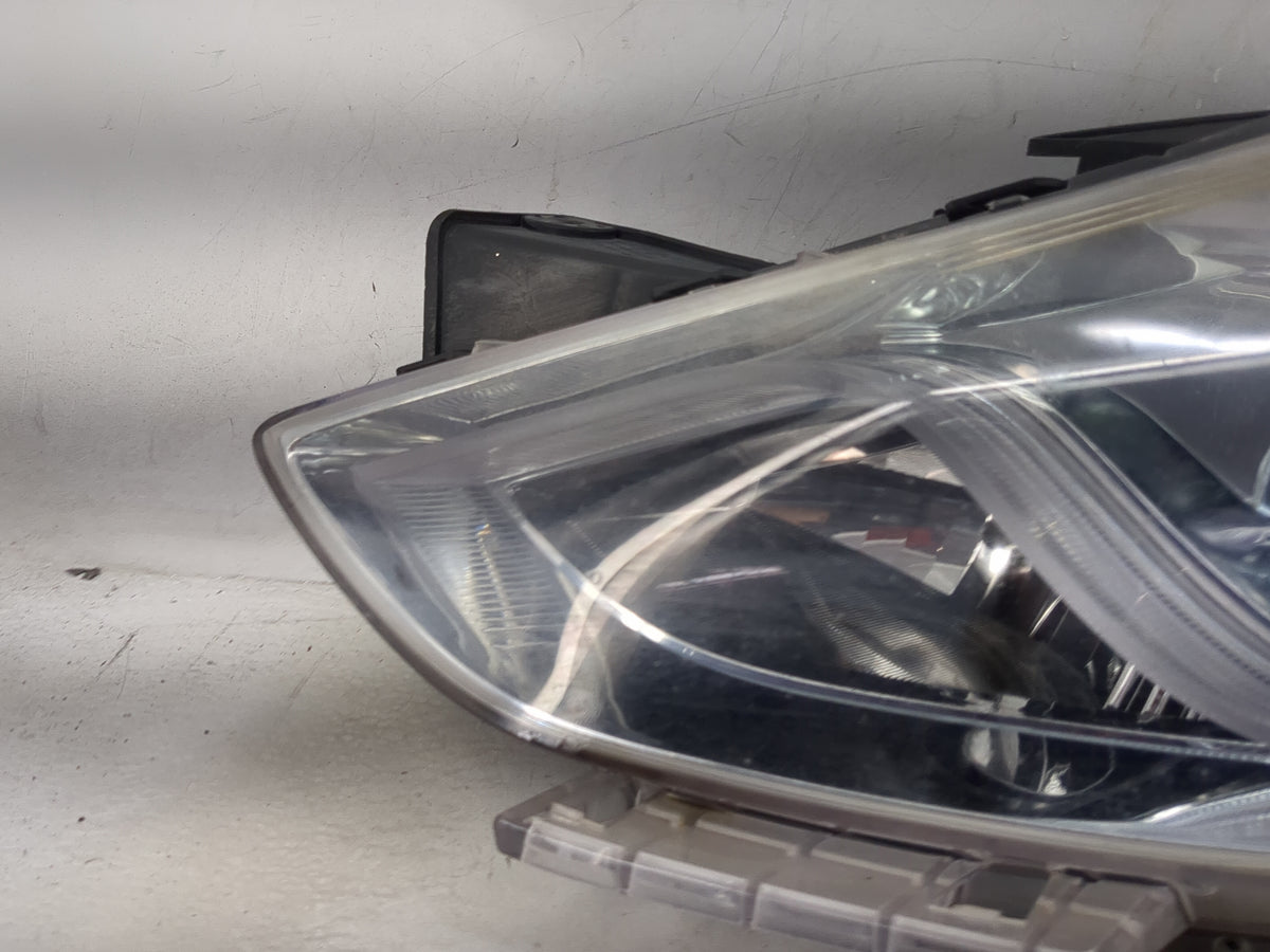 2011-2015 Hyundai Sonata Driver Left Oem Head Light Headlight Lamp - Oemusedautoparts1.com