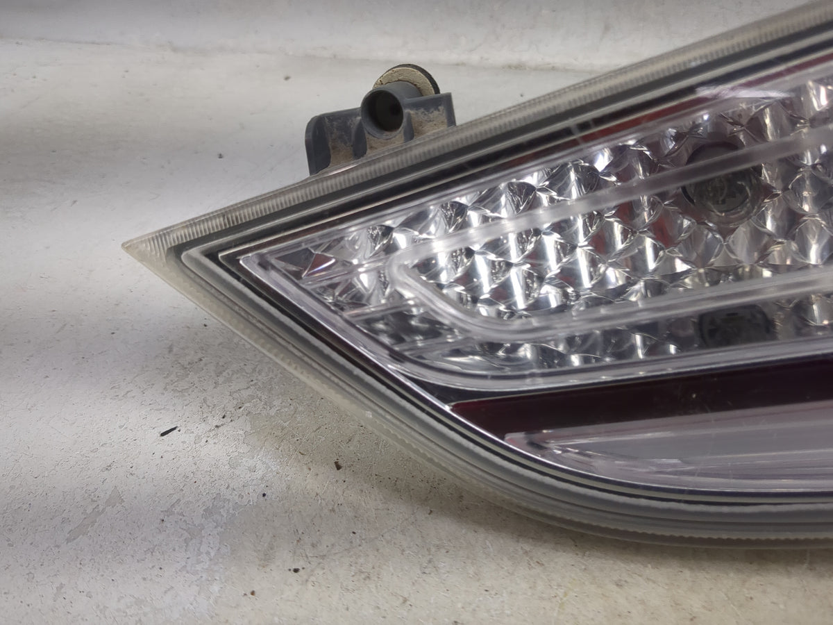 2011 Hyundai Sonata Passenger Right Side Deck Lid Mounted Tail Light 5035858 - Oemusedautoparts1.com
