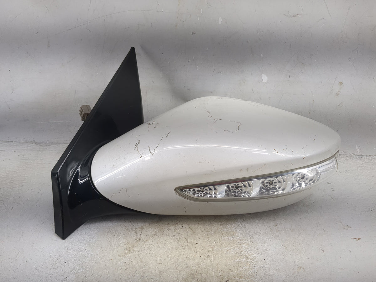 2011-2015 Hyundai Sonata Driver Side View Mirror - Left Door Mirror OEM Used - Oemusedautoparts1.com