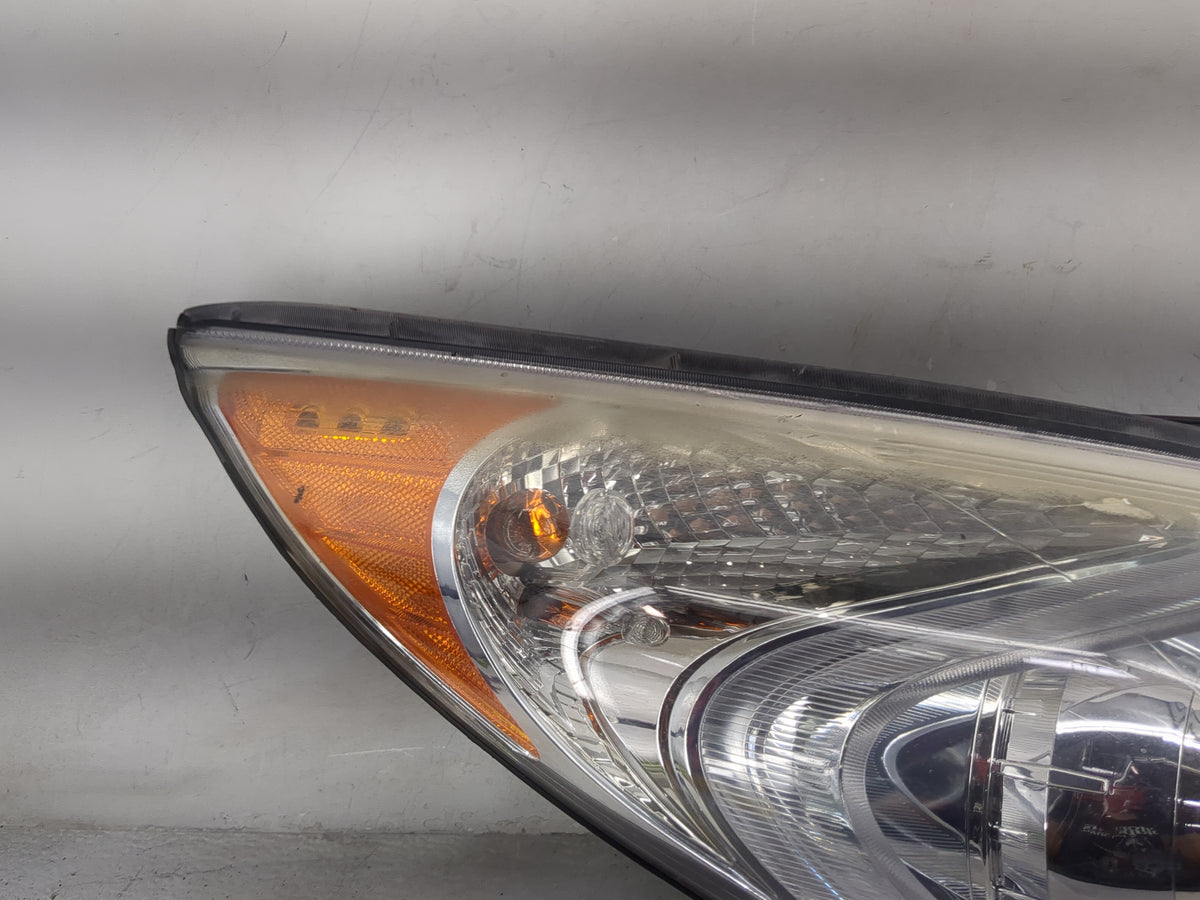 2011-2015 Hyundai Sonata Passenger Right Oem Head Light Headlight Lamp 5035892 - Oemusedautoparts1.com